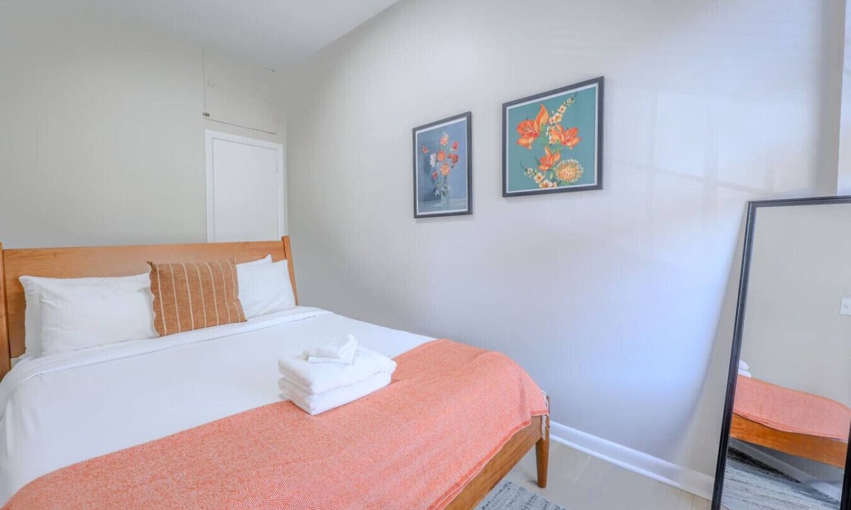 Prudential - St. Botolph Apartment | Blissful South End Studio