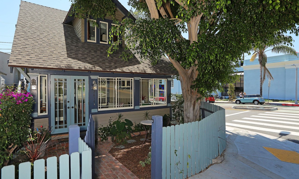 Ocean Park House | Block to the Shore - Amazing Santa Monica Craftsman