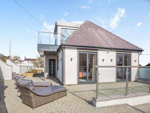 Llandudno Junction House | Blodfryn