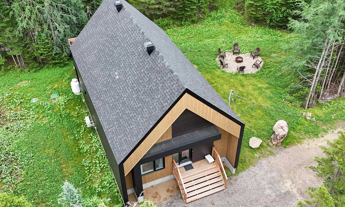 Shannon Ski Chalet | Blom (Dahlia 2) | Family Comfort in the Forest