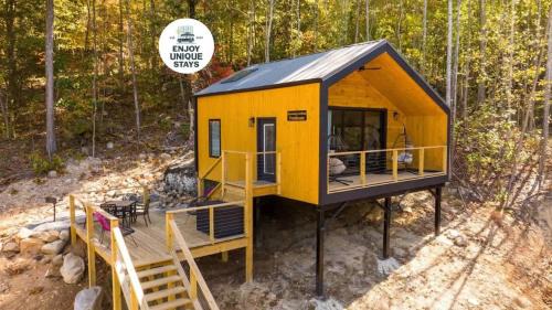 Wildwood House | Blooming Redbud Treehouse with private hot tub