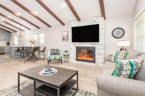 Swannanoa House | Blue Bamboo Escape
