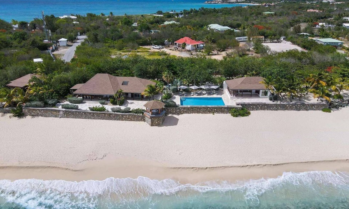 Plum Bay Villa | Blue Beach Luxury villa