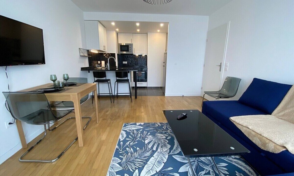 Chessy Apartment | Blue By Dream Apartments