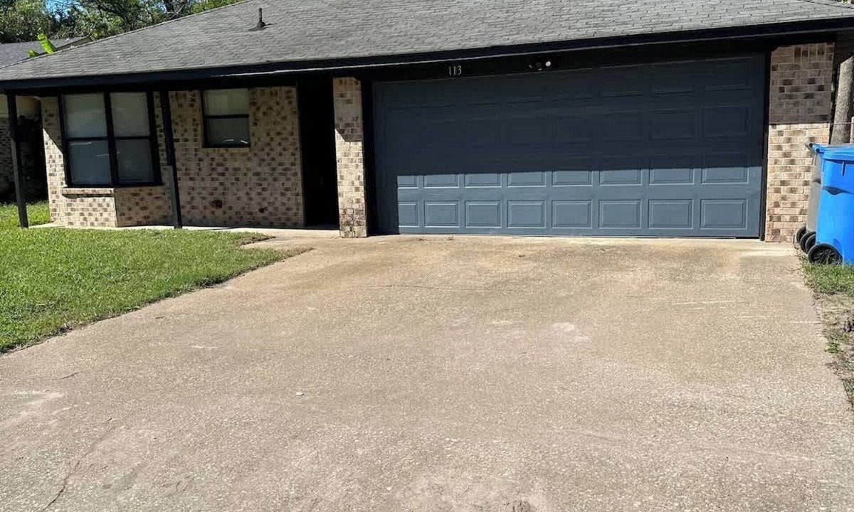 Lufkin House | Blue Doors Home by Hospitals