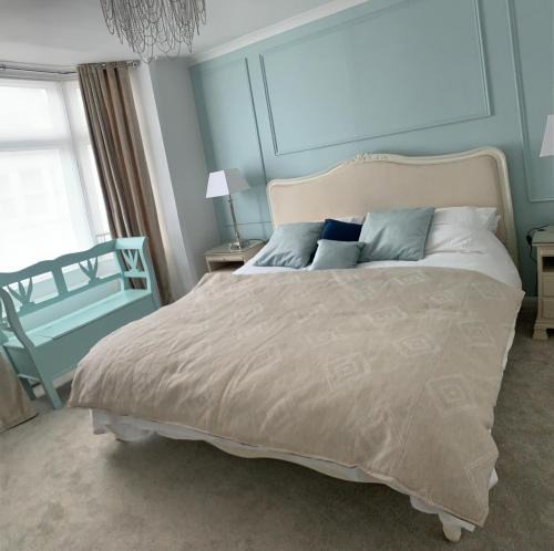 Montpelier House | Blue Haven