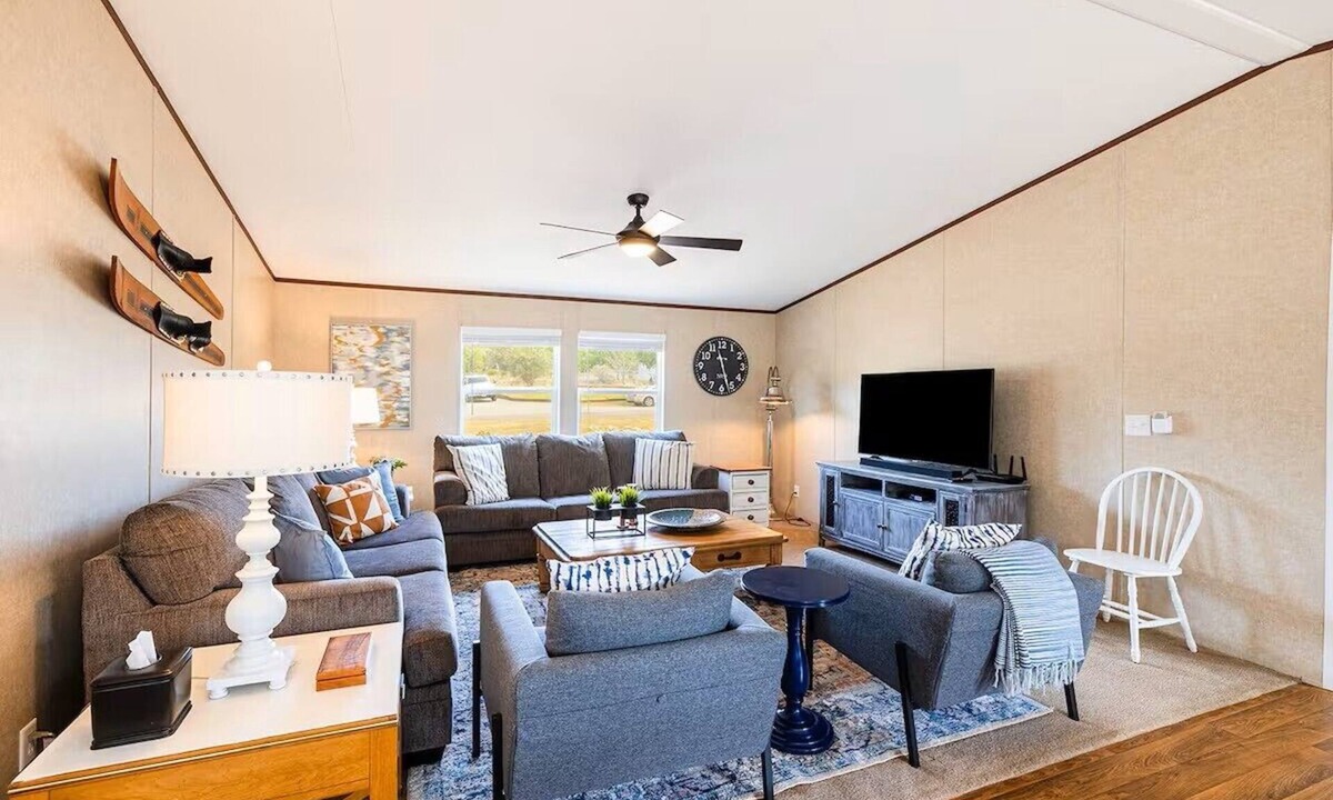 Burnet House | Blue Haven on Lake Buchanan - A Waterfront Escape