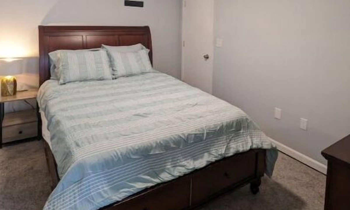 Erie Apartment | Blue Heron Retreat