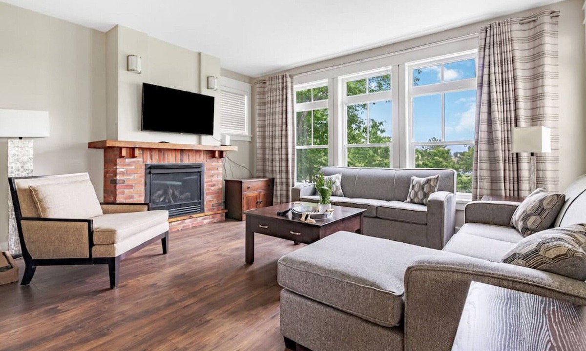 The Blue Mountains Apartment | Blue Horizon at Rivergrass