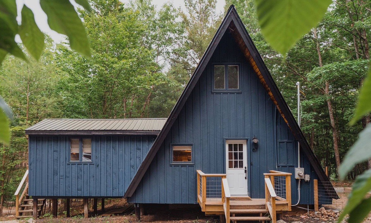 Jay Ski Chalet | Blue Hour A-Frame: Modern Boho Escape w/ Hot Tub