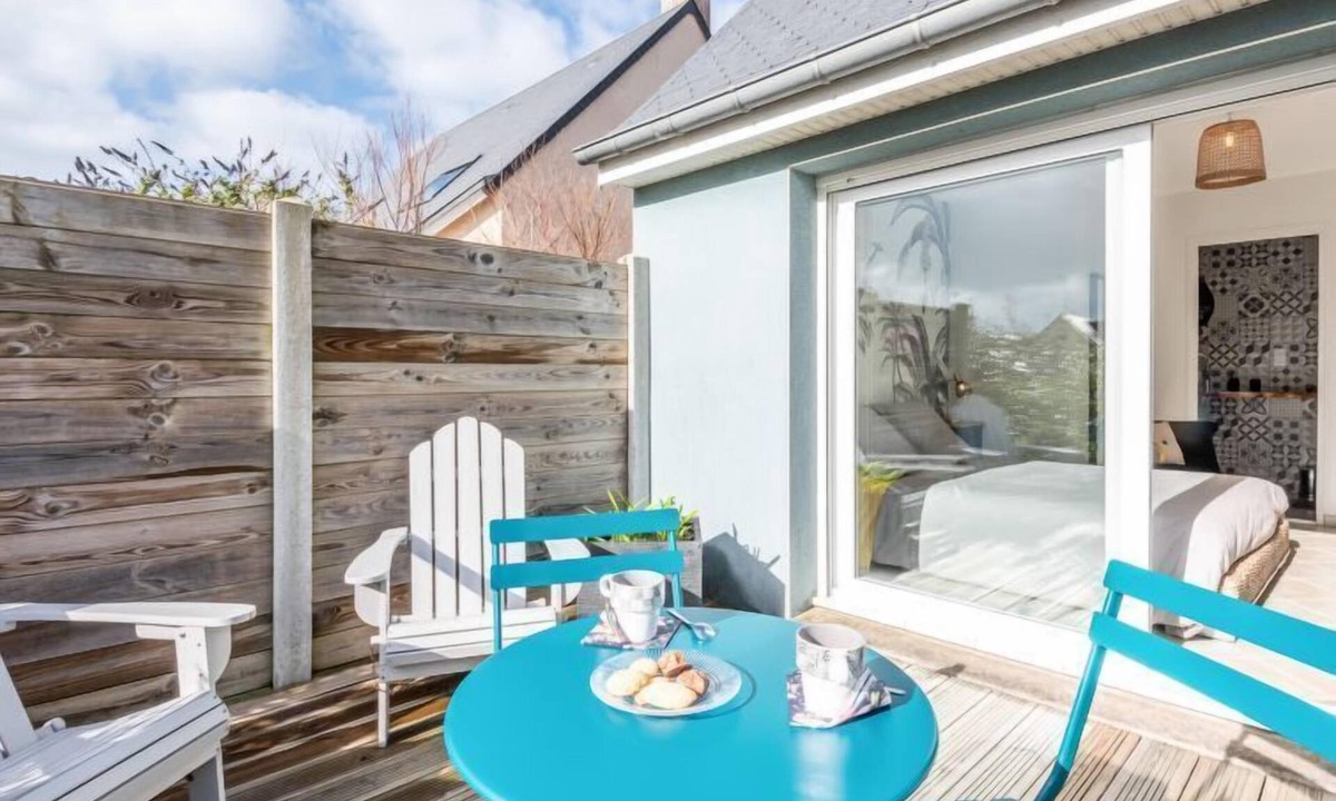 Bretteville-sur-Ay House | Blue House by Interhome