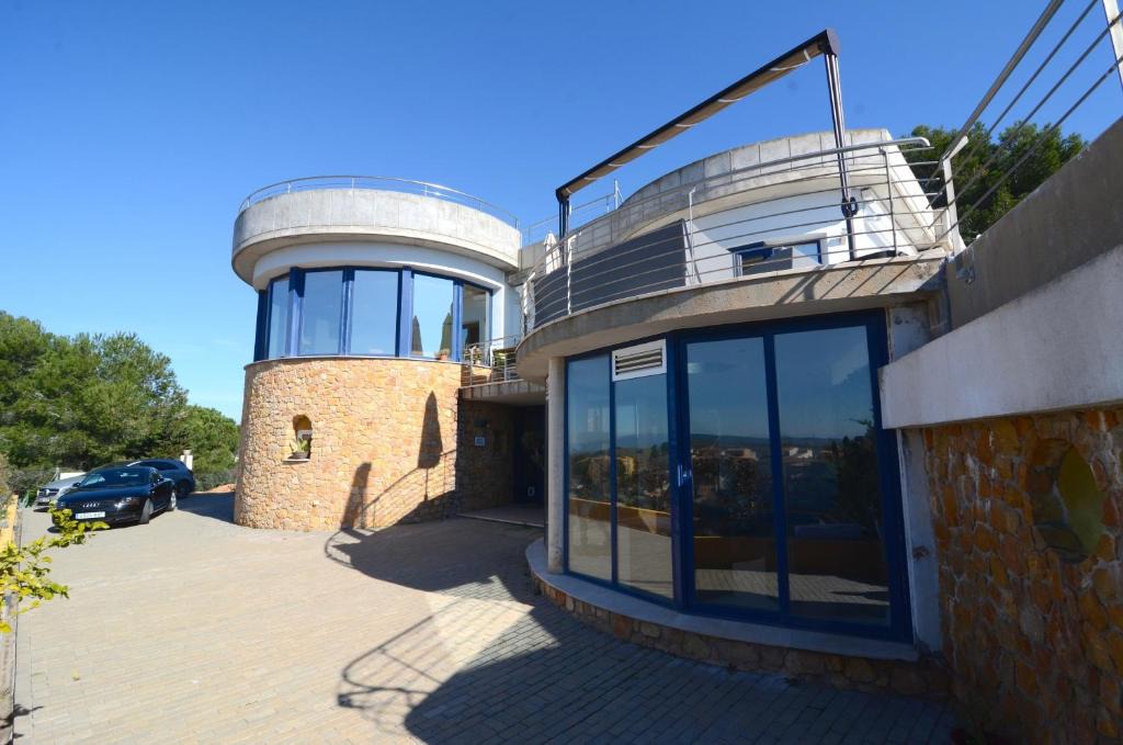 L'Escala Villa | Blue House