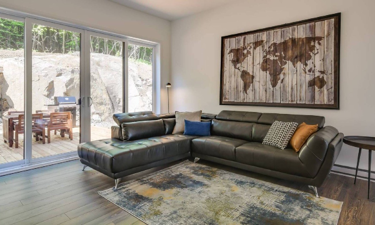 La Conception Ski Chalet | BLUE LILY - 4 bedrooms - sleeps 8