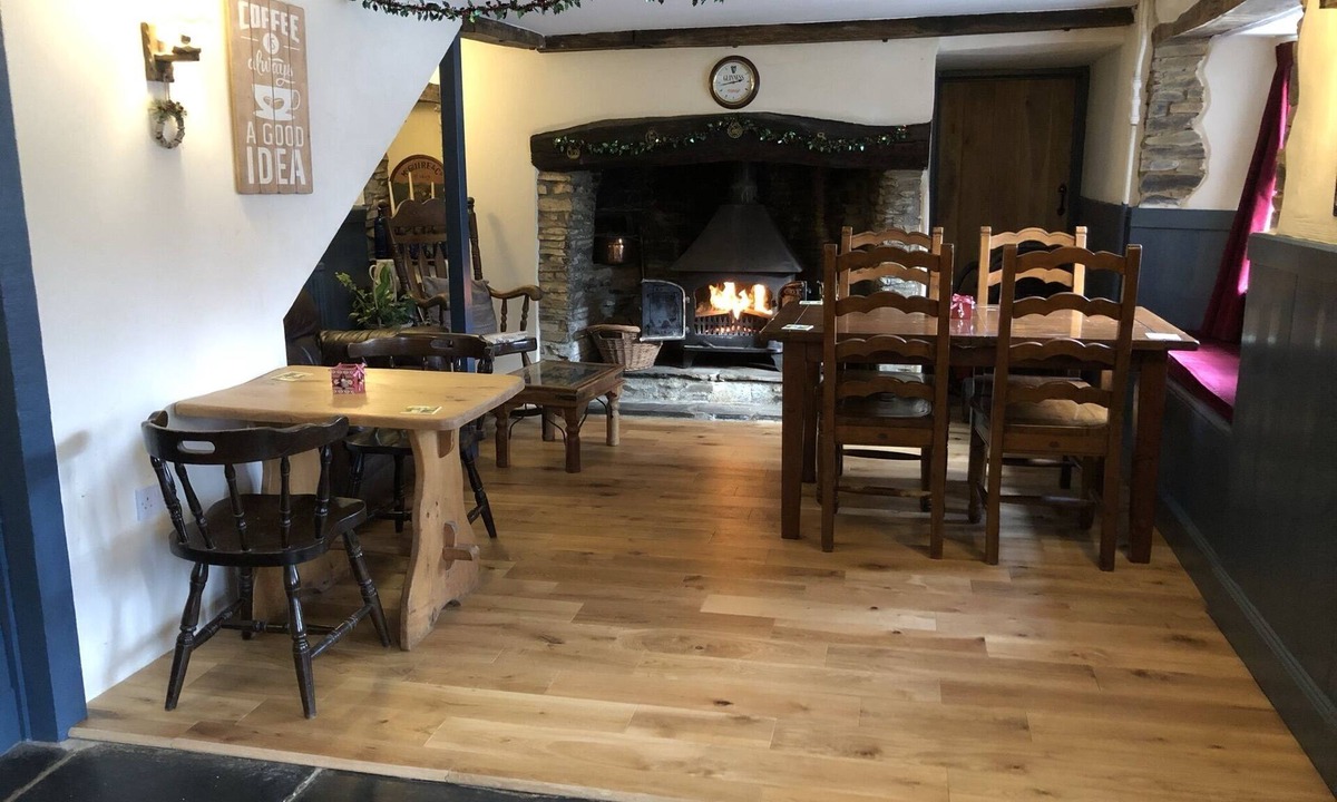 Lewdown Hotel | Blue Lion Inn