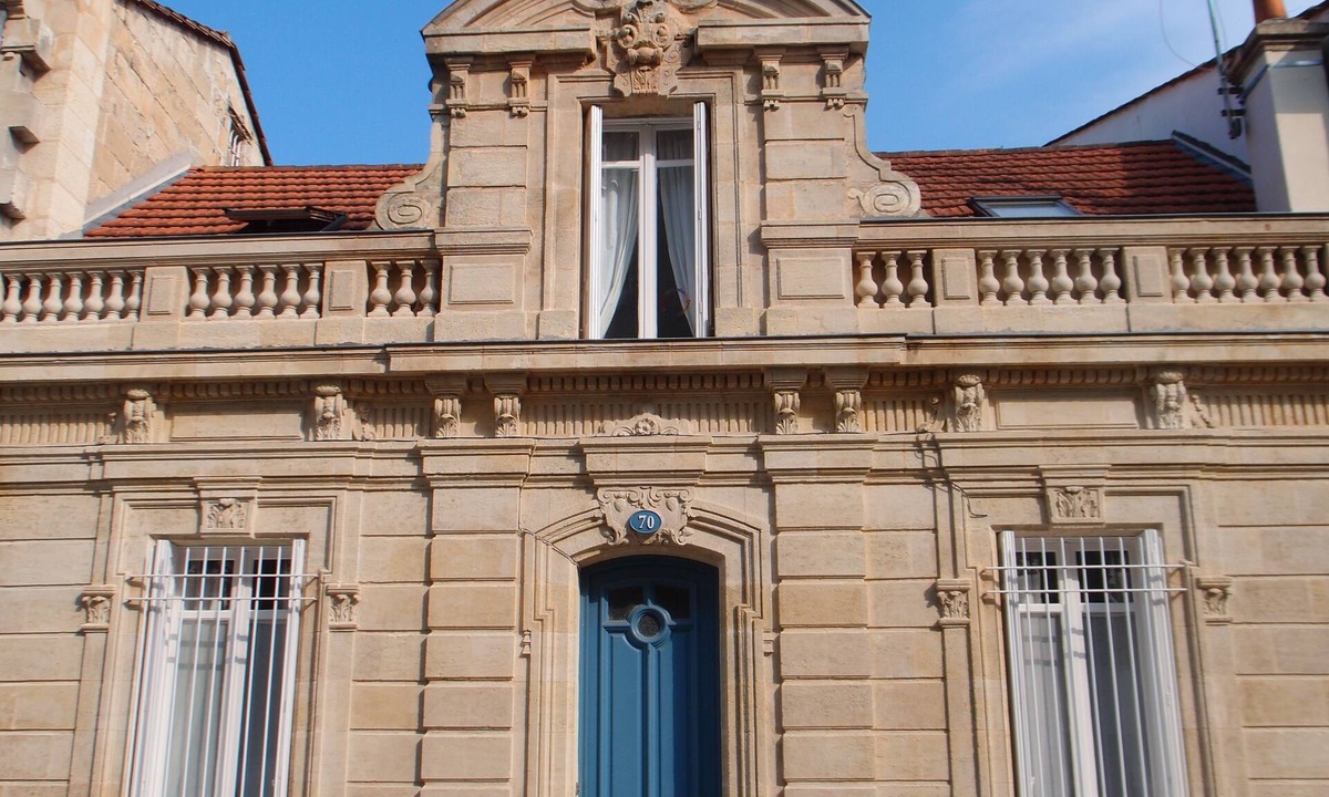 Saint Genes Bed & Breakfast | Blue Lodge in Bordeaux