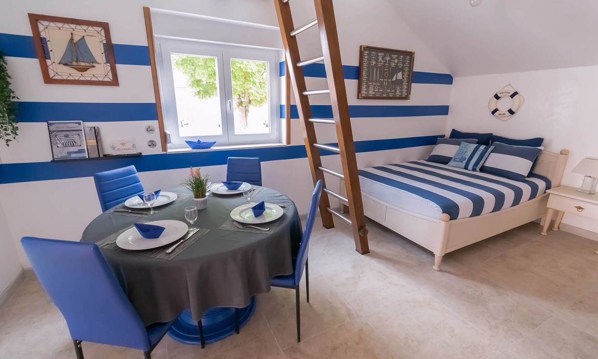 Puttelange-aux-Lacs Apartment | Blue Marine Apartment