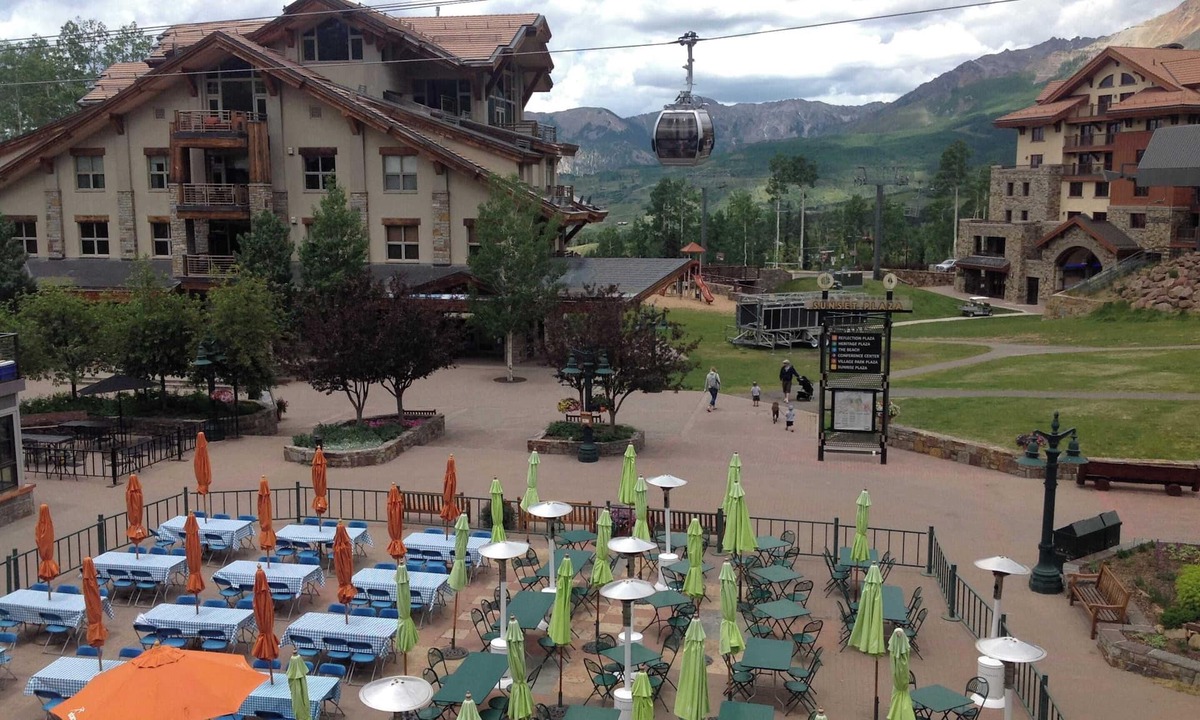 Mountain Village Apartment | Blue Mesa Lodge 32A by Avantstay Located In The Heart Of Mountain Village w/Prime Skiing Access