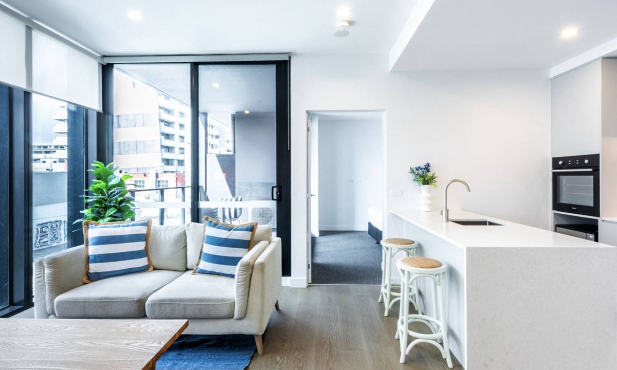 Preston Apartment | Blue Oasis Preston Rooftop Pool Escape