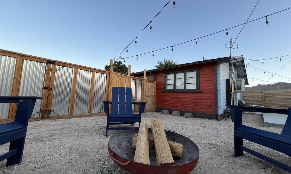 Twentynine Palms House | Blue Ox Bungalow- Explore & Unwind!