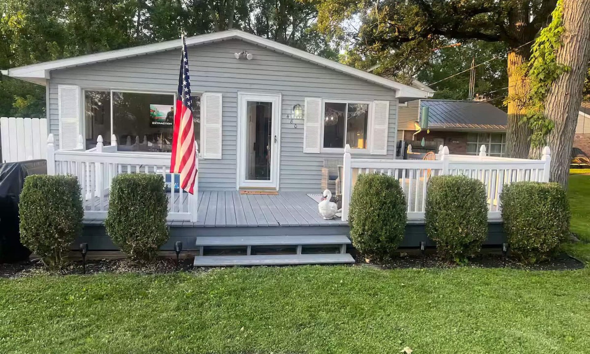 Algonac House | Blue River Bungalow!