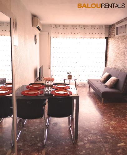 Salou City Centre Apartment | Blue Sky Montblanc - Swimming Pool & AC