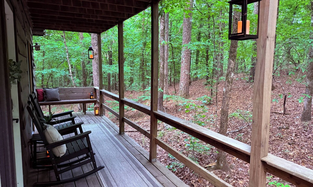 Caddo Gap Cabin | Blue Spirit · Private Studio Cabin in the Trees