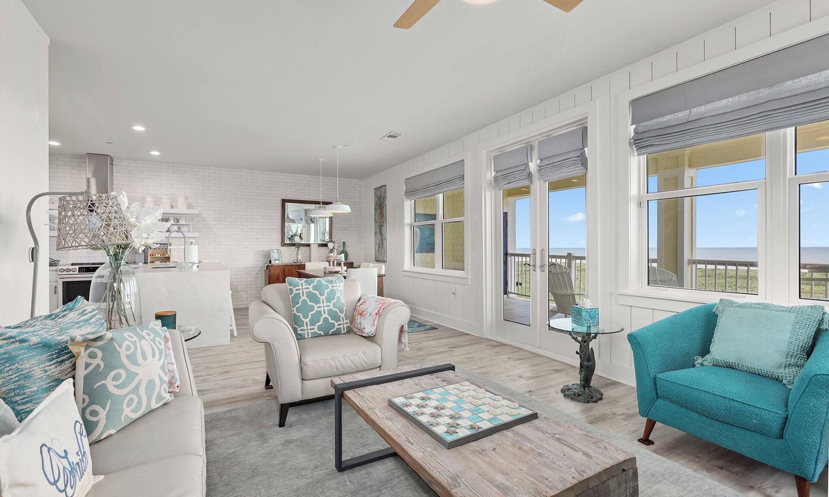 Red Fish Cove Condo | Blue Vista -Top Floor- Fully Custom-Beach Front-Dune Walkover!