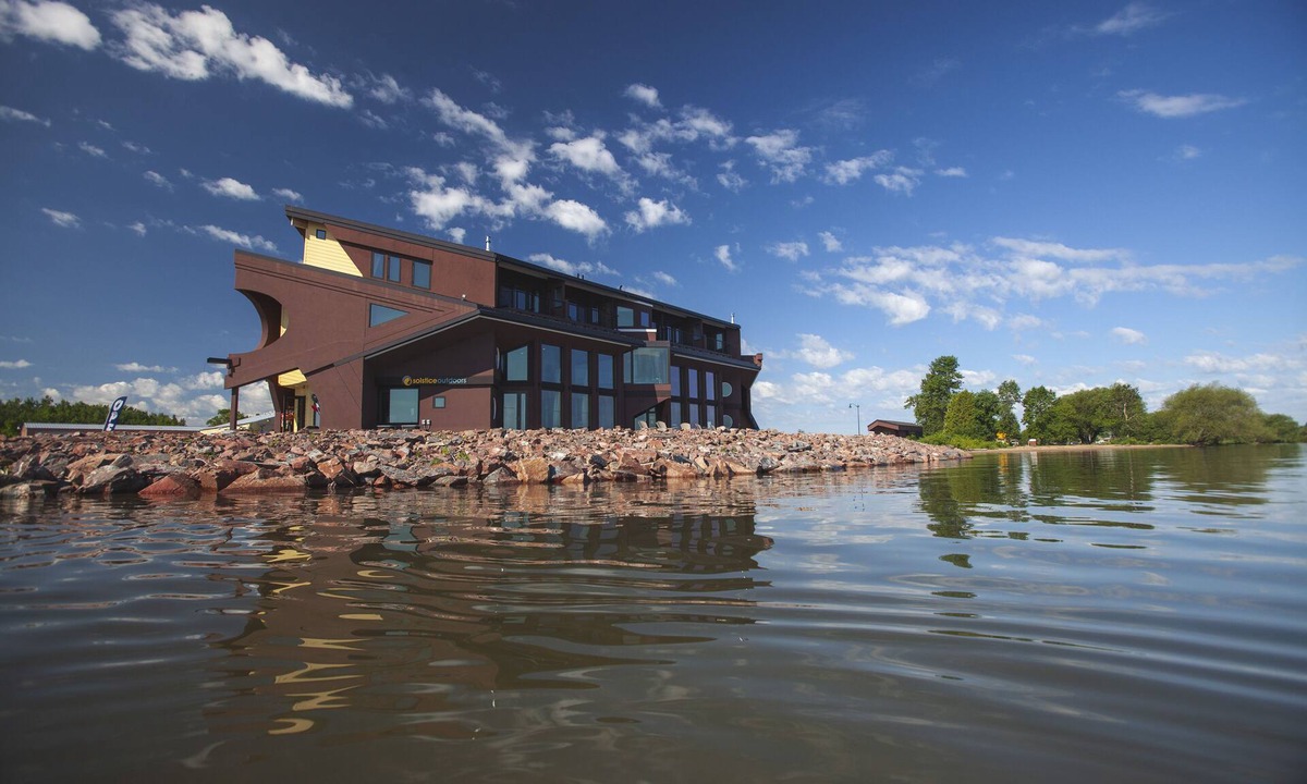 Ashland Hotel | Blue Wave Inn