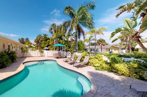 Holmes Beach Villa | Blue Wave Villa East
