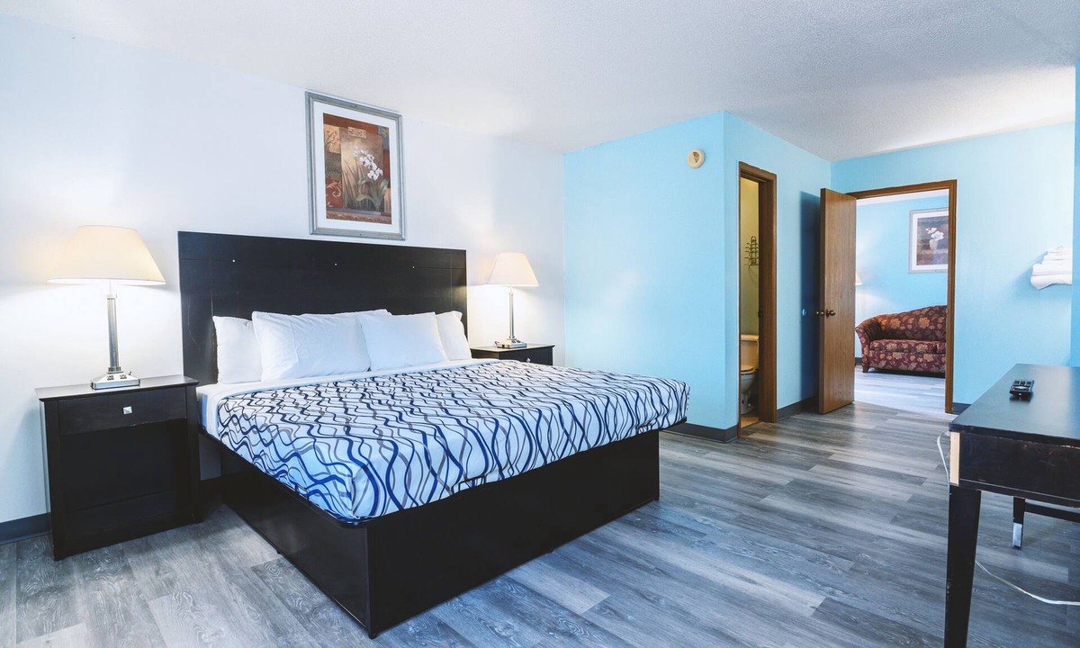 Wellington Hotel | Blue Way Inn & Suites Wellington