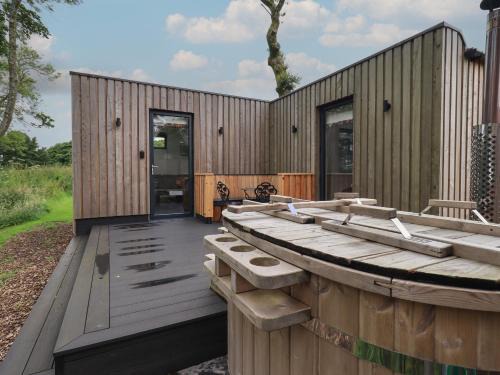 Hutton House | Bluebell Cabin