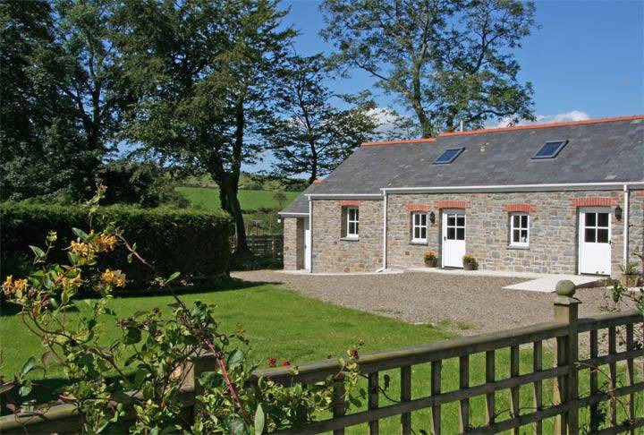 Felinfach Cottage | Bluebell Cottage