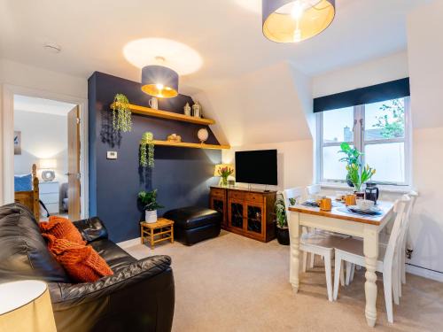 Cambourne House | Bluebell Lodge