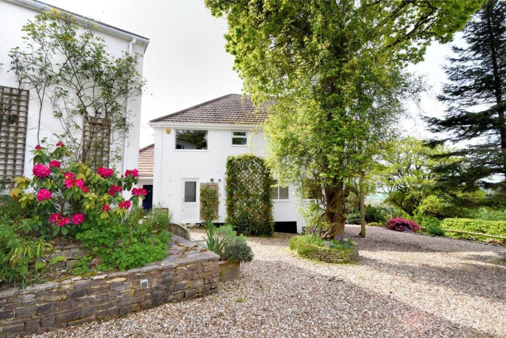 Lyme Regis House | Bluebell Ridge