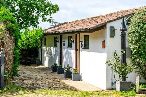 Staple Hill Hotel | Bluebells by STAE-Homes