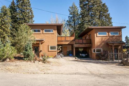 River West House | Bluebird Day - Casa Luna