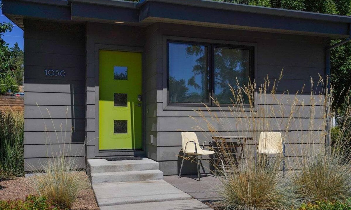 River West House | Bluebird Day - Ogden Getaway