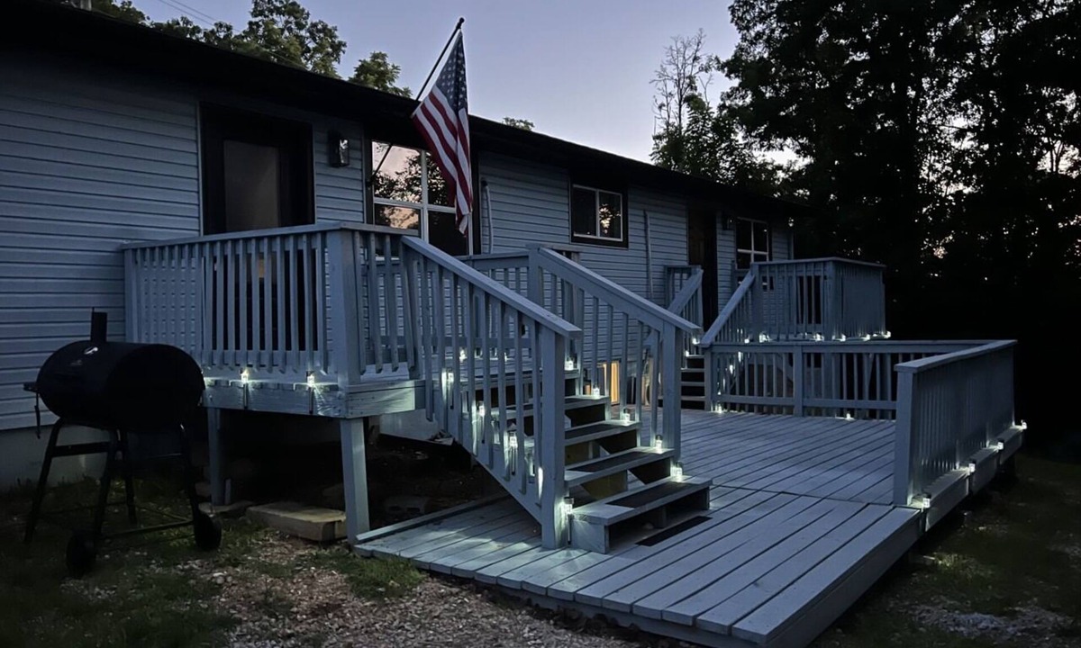 St. Robert House | Bluebird Liberty Cottage