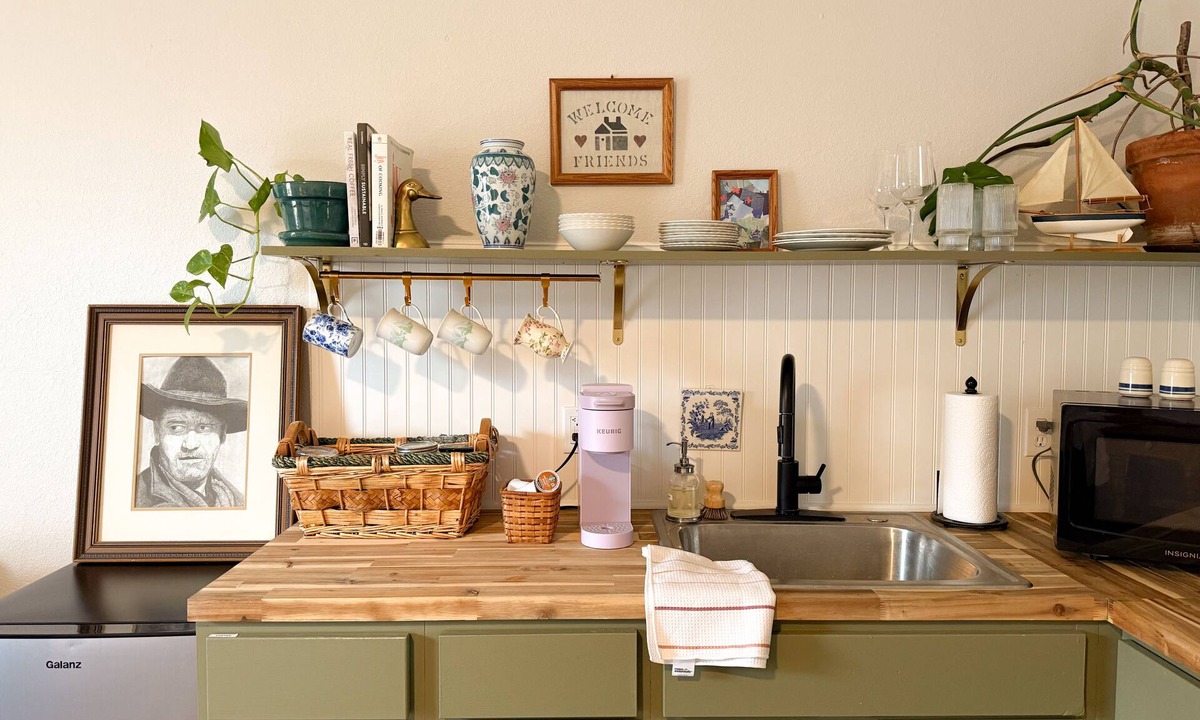 McGregor Cottage | Bluebonnet Cottage Waco Near Baylor + Magnolia