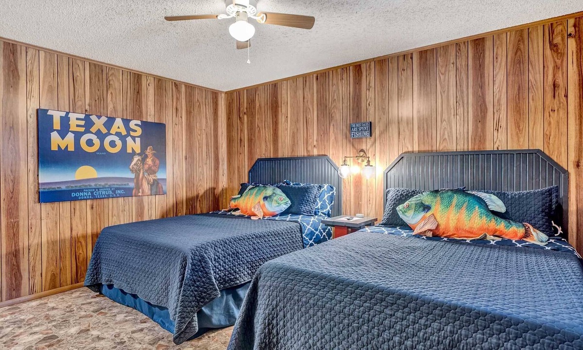 Quitman Hotel | Bluegill Bungalow- Room 6