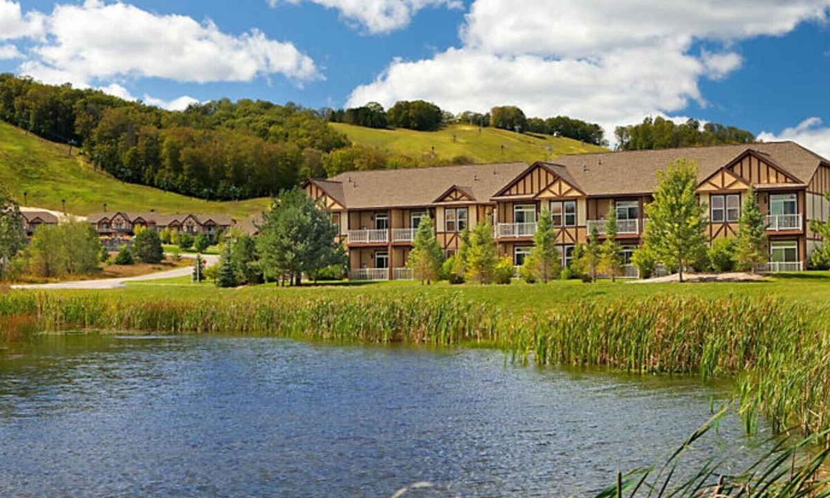 Boyne Falls Resort | Bluegreen Mountain Run at Boyne 2 Bedroom Condo