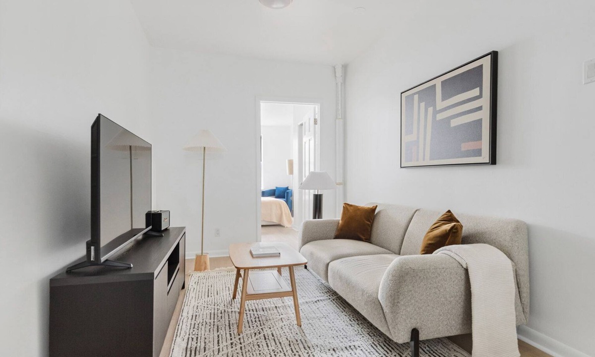 East Village Apartment | Blueground | Alphabet City, washer, nr Tompkins Square Park