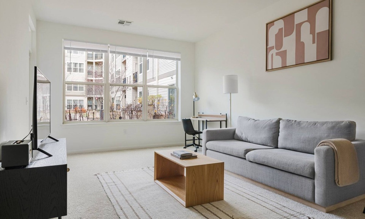 Assembly Square Apartment | Blueground | Assembly Square, view, nr Mystic River