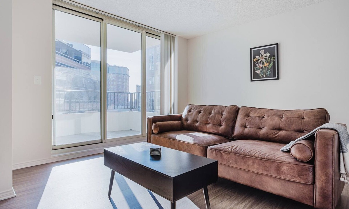 Ballston Apartment | Blueground | Ballston, pool, nr Arlington Park