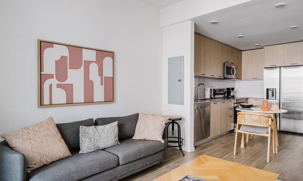 Coral Way Apartment | Blueground | Coral Gables, pool & w/d, nr Vizcaya
