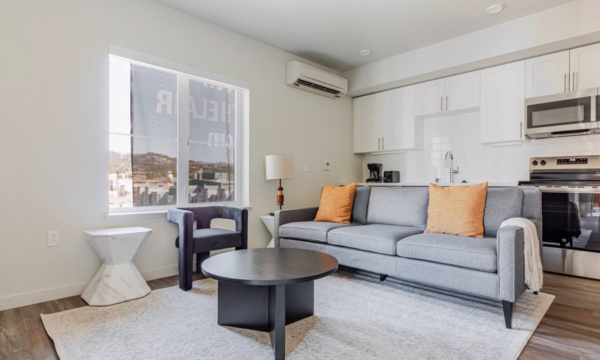 Downtown Berkeley Apartment | Blueground | Downtown Berkeley, rooftop, nr UC Berkeley