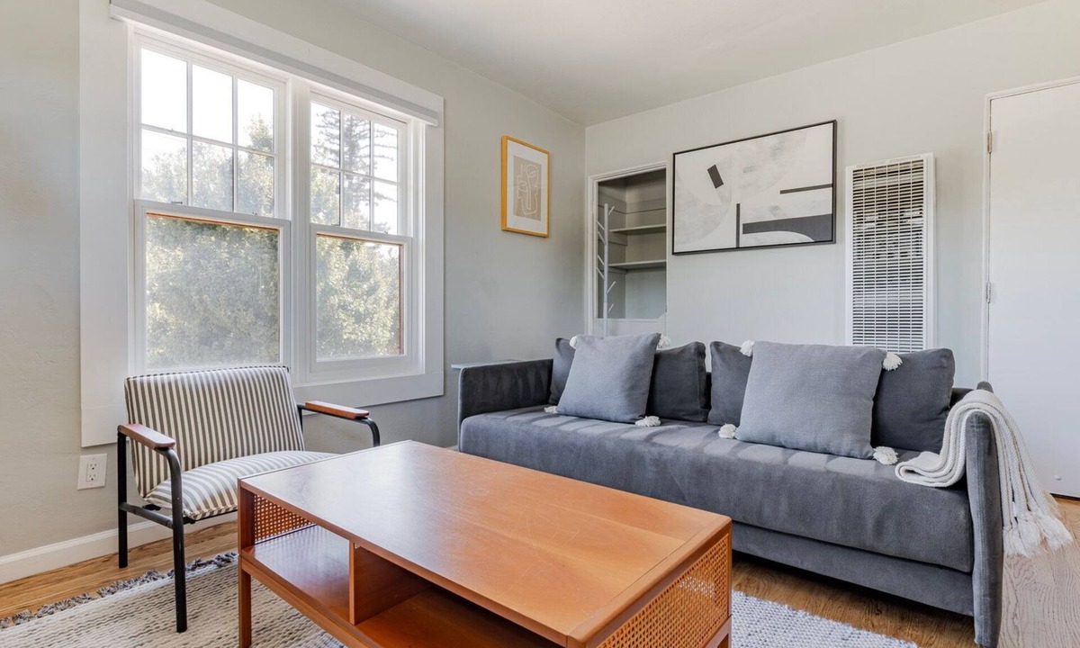 Downtown North Apartment | Blueground | Downtown North, view, nr Stanford