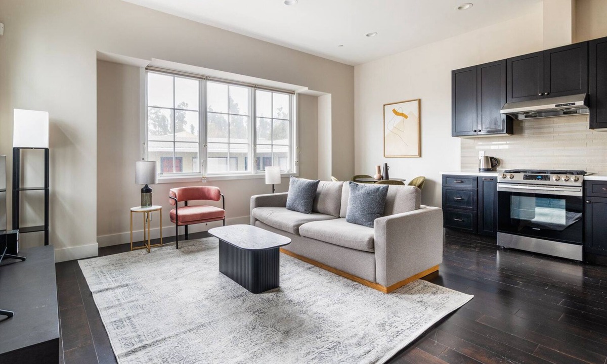 Downtown Burlingame Apartment | Blueground | Downtown, view, nr Central Park