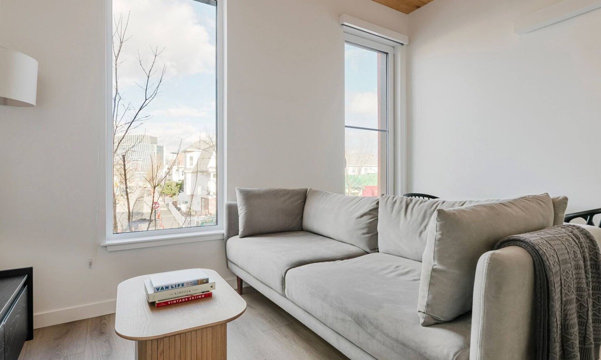 East Somerville Apartment | Blueground | East Somerville, rooftop, nr Park