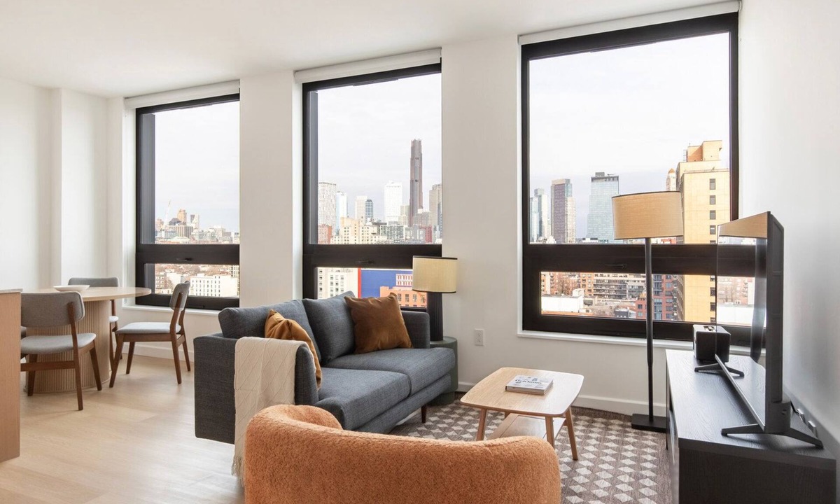 Gowanus Apartment | Blueground | Gowanus, rooftop pool, nr Prospect Park